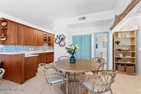 2682 S OCEAN SHORE BLVD #202, Flagler Beach, FL 32136