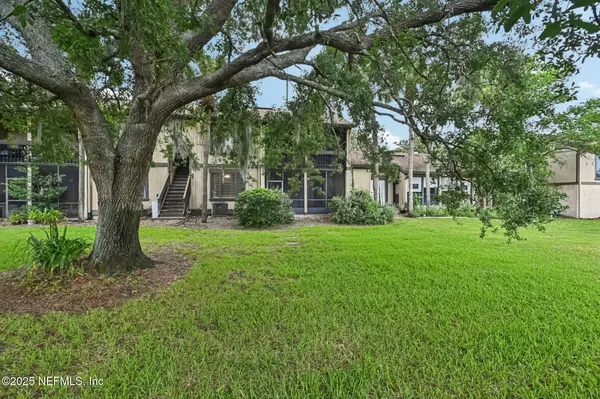 Jacksonville, FL 32256,7749 LAS PALMAS WAY #138