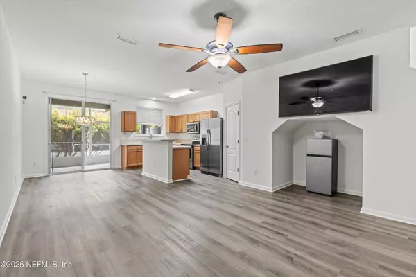 Jacksonville, FL 32216,8856 INLET BLUFF DR