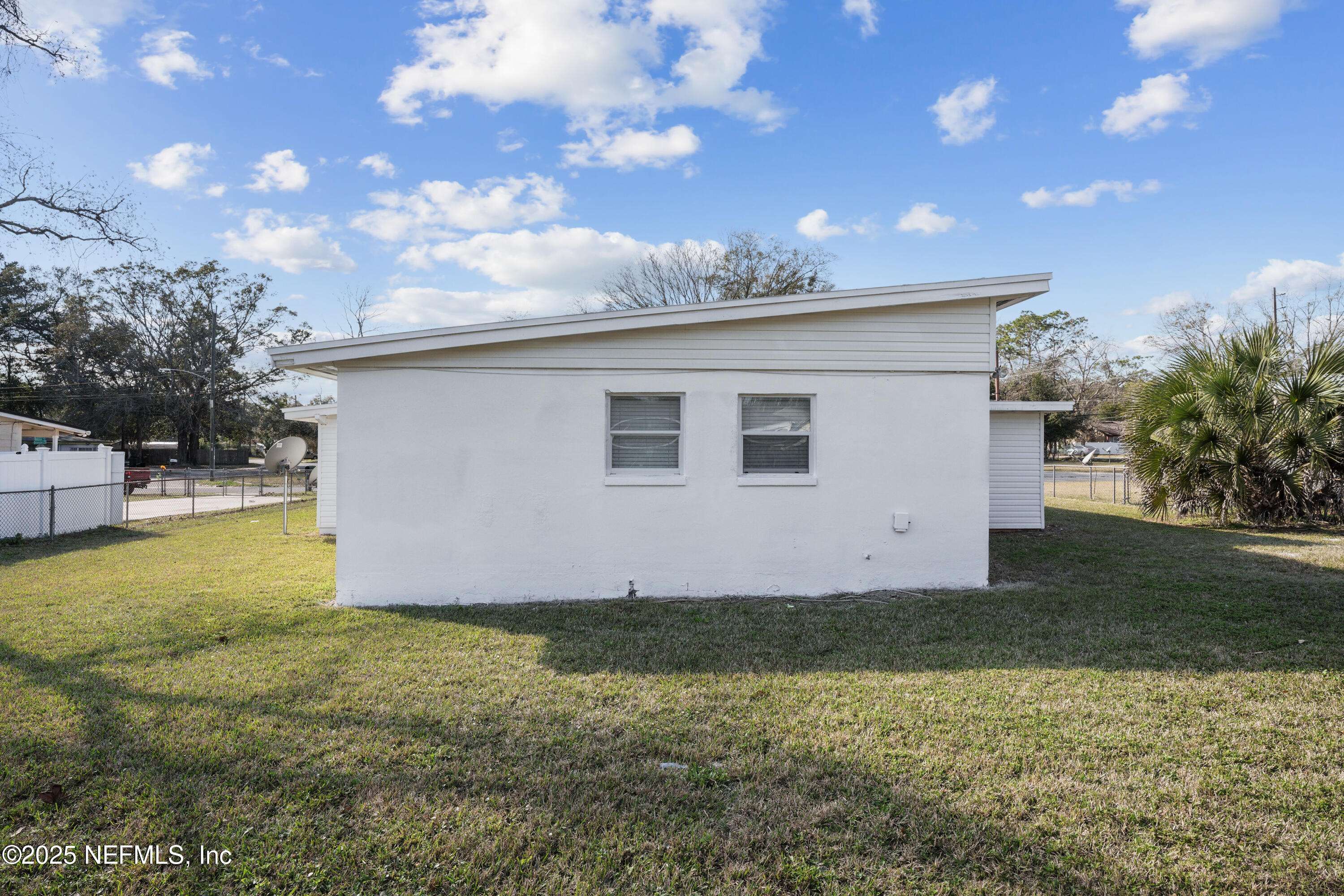 Jacksonville, FL 32210,1913 DELAROCHE DR W