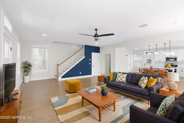 Jacksonville, FL 32206,32 E 10TH ST