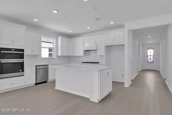 St. Johns, FL 32259,186 COORDINATE LN