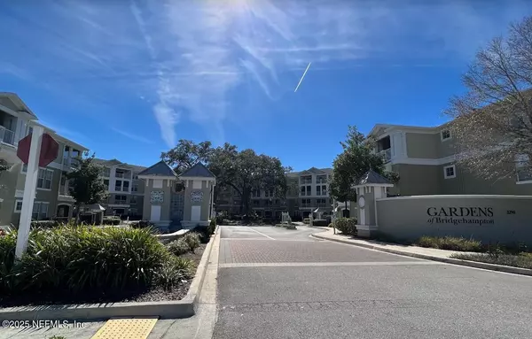 Jacksonville, FL 32216,8290 GATE Pkwy W #1309