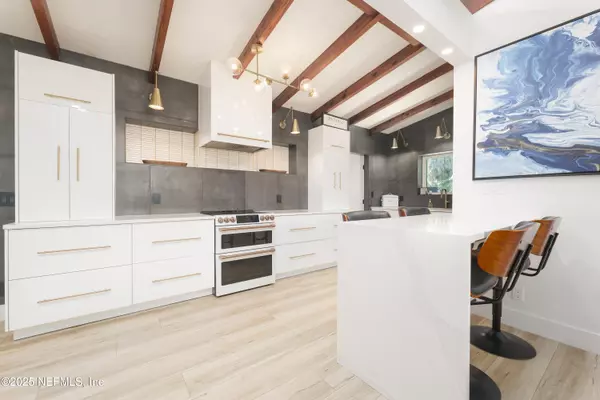 Neptune Beach, FL 32266,411 SOUTH ST