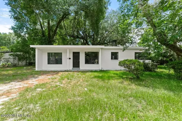1946 LEONID RD, Jacksonville, FL 32218
