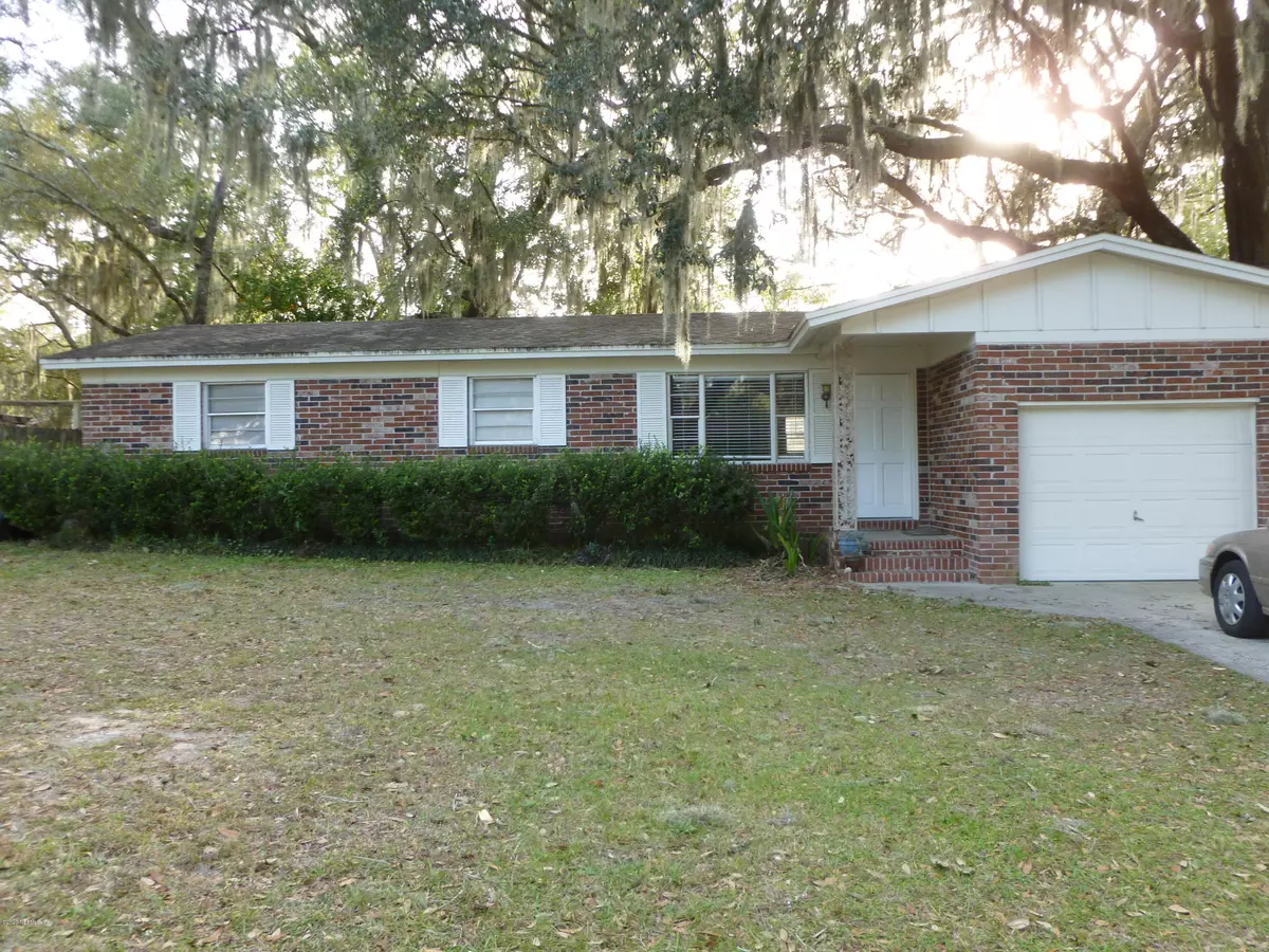 Orange Park, FL 32073,120 SATURN LN E