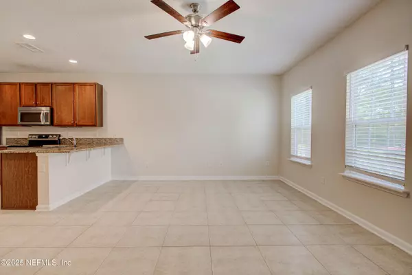 Orange Park, FL 32073,417 OASIS LN ##3B