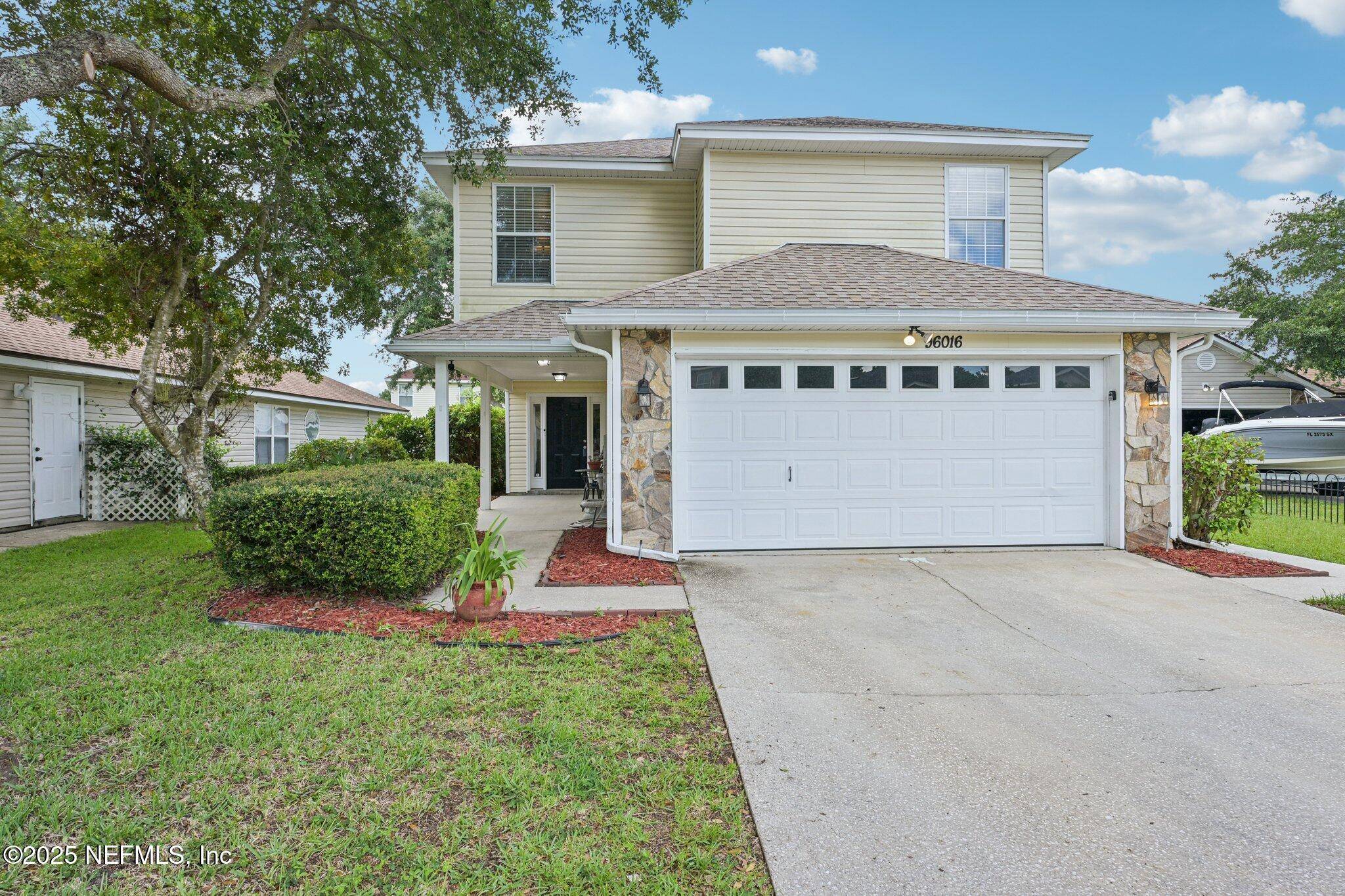 Yulee, FL 32097,96016 GRAY HERON CT