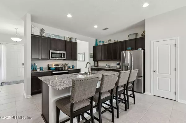 Yulee, FL 32097,86180 TRANQUIL CT