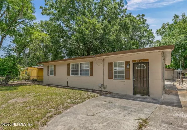 2864 LEONID RD, Jacksonville, FL 32218