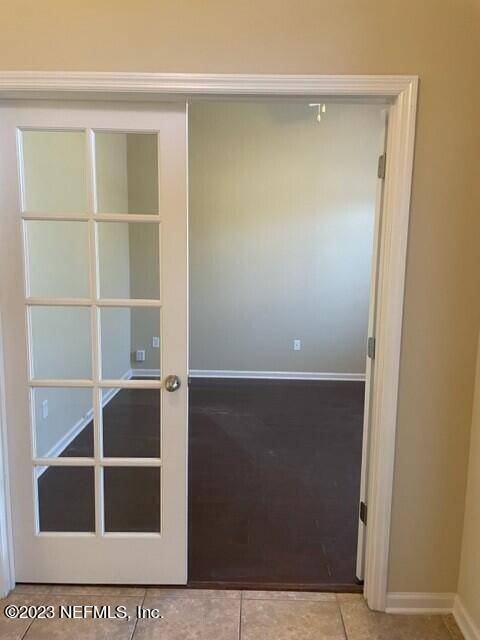 Jacksonville, FL 32225,462 ROSERUSH LN