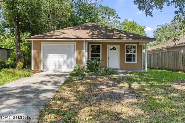 4527 CLAIRMONT RD, Jacksonville, FL 32207