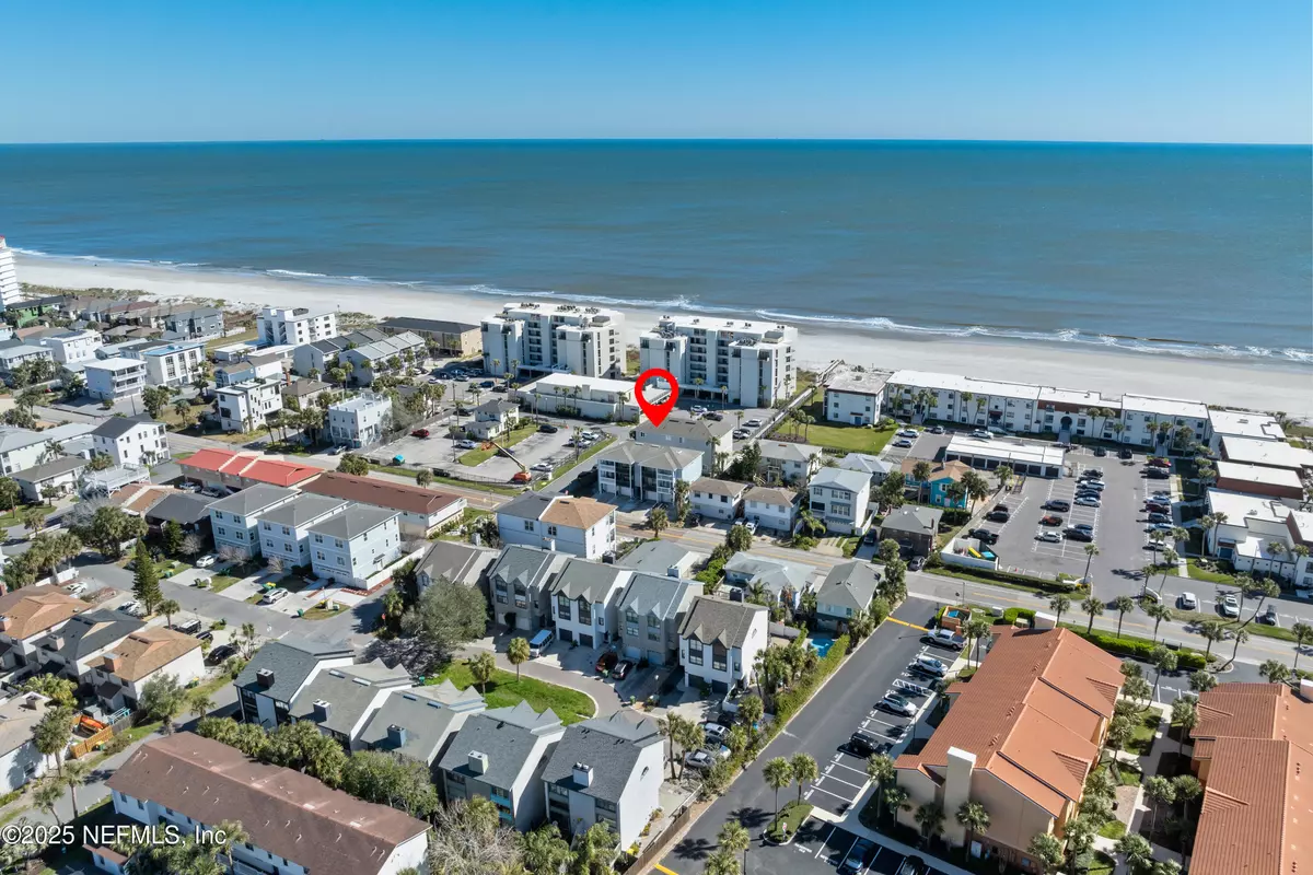 Jacksonville Beach, FL 32250,2211 S 1ST ST