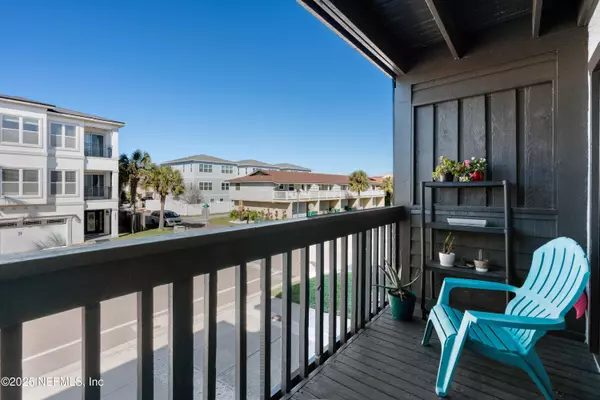 Jacksonville Beach, FL 32250,2211 S 1ST ST