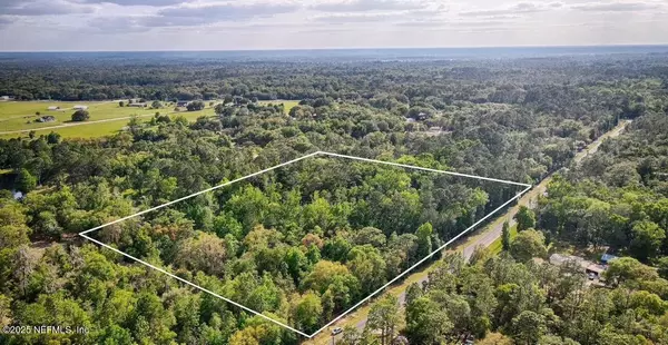 Interlachen, FL 32148,139 SLEEPY HOLLOW DR