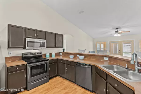 Jacksonville, FL 32221,10315 WOOD DOVE WAY