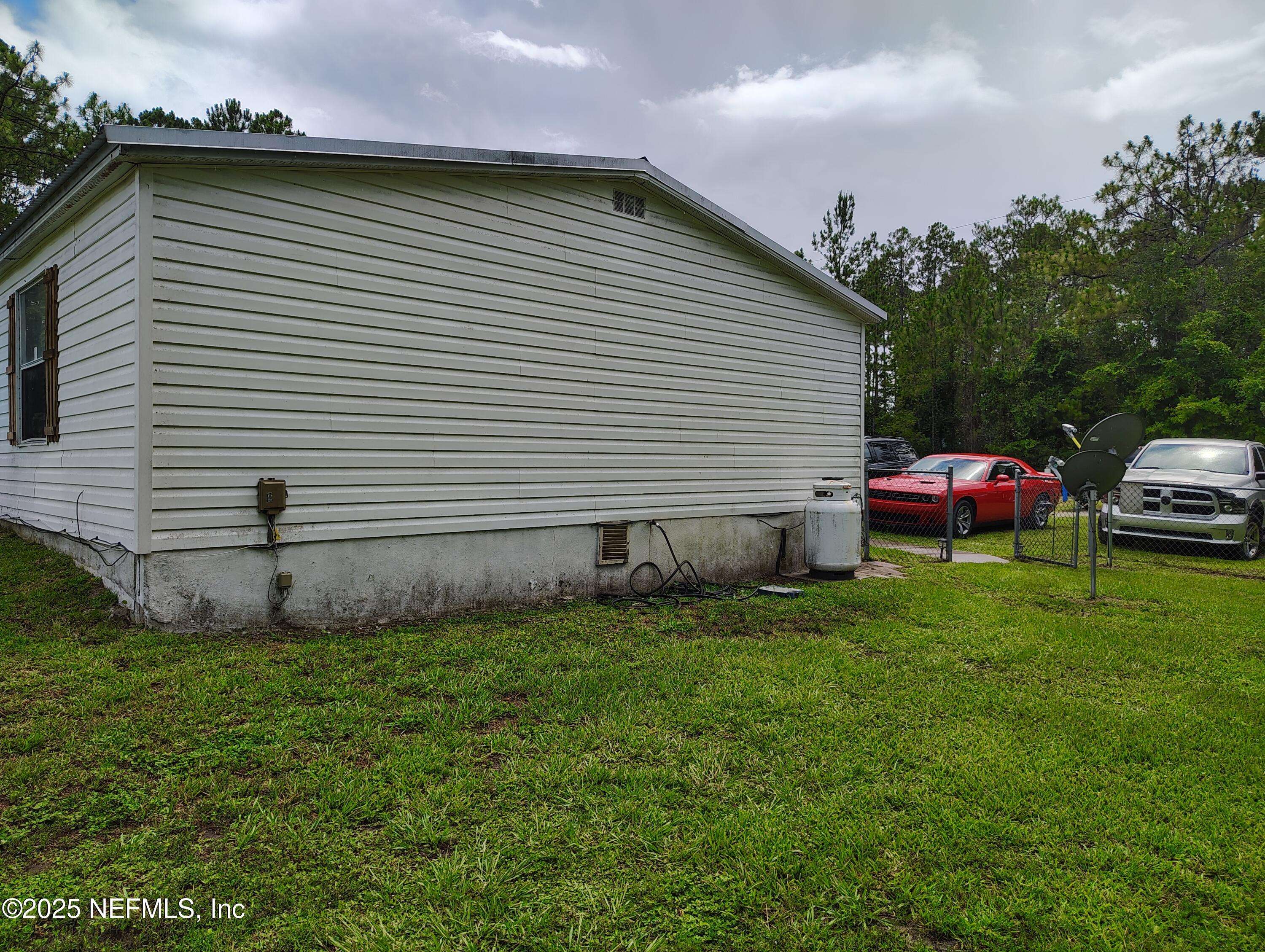 Palatka, FL 32177,118 BOVONA PL