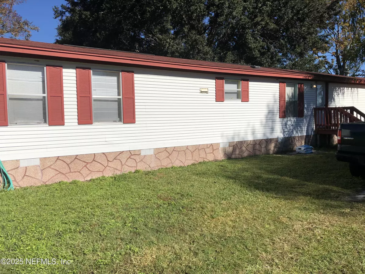 Satsuma, FL 32189,130 WATERSIDE AVE