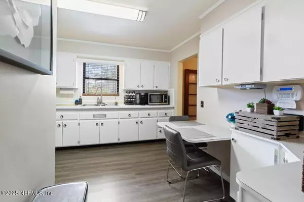 Jacksonville, FL 32211,2510 CESERY BLVD