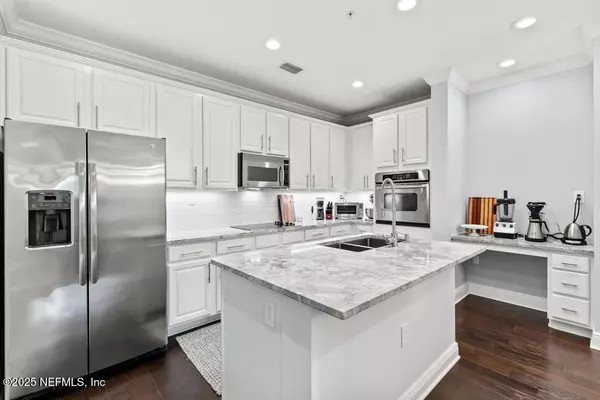Jacksonville Beach, FL 32250,4300 S BEACH Pkwy #1114