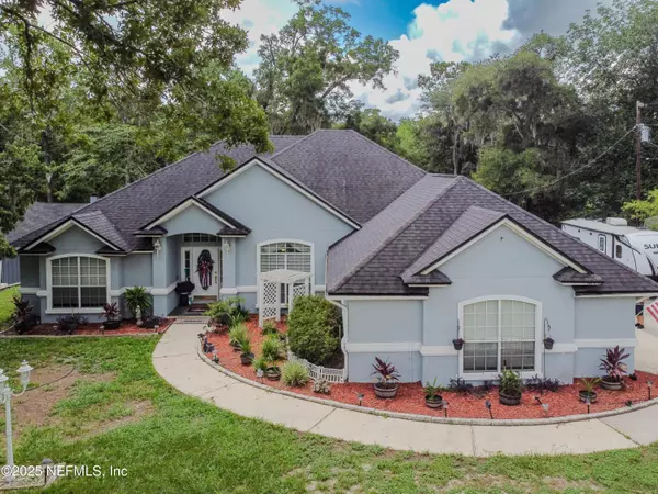 Green Cove Springs, FL 32043,903 LAKE ASBURY DR