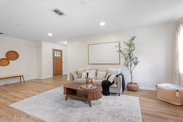 Green Cove Springs, FL 32043,3565 EDS CT