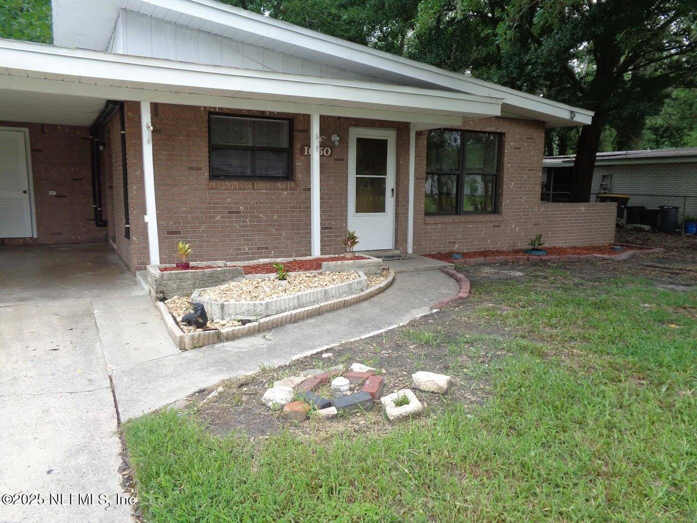 1050 MANTES AVE, Jacksonville, FL 32205