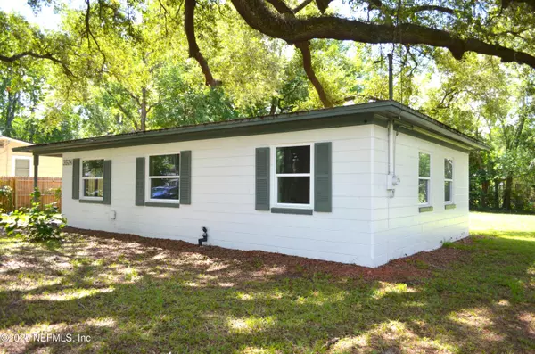 Jacksonville, FL 32254,3524 CENTERHILL DR N