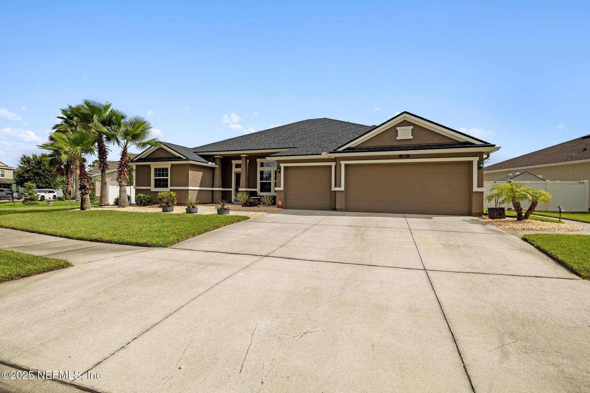 Jacksonville, FL 32218,127 BRADFORD LAKE CIR