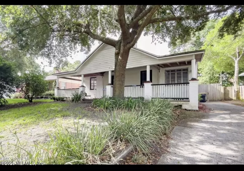 1802 KINGSWOOD RD, Jacksonville, FL 32207