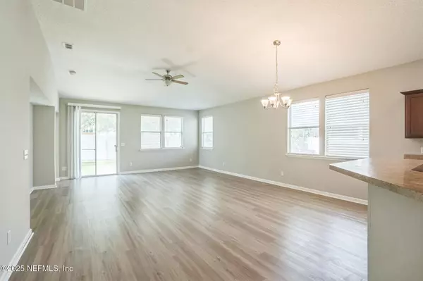 Jacksonville, FL 32218,71 AUBURN OAKS RD W