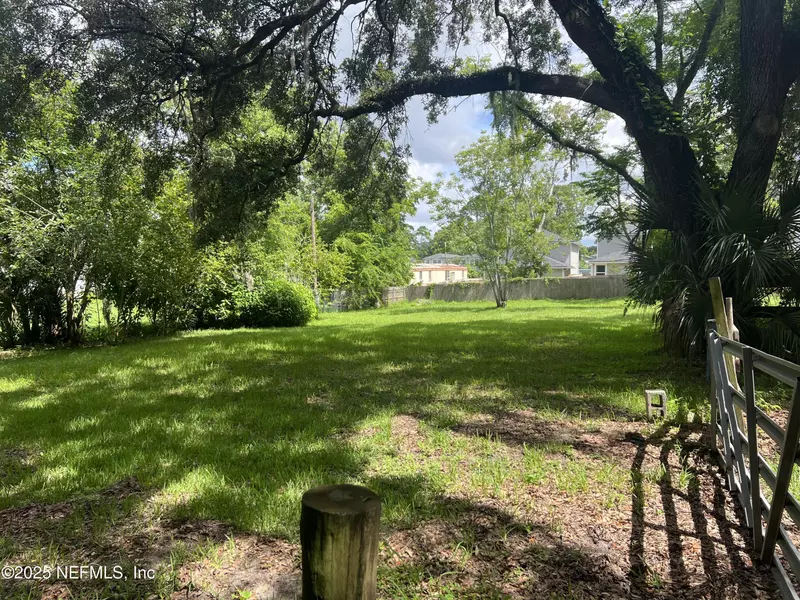 8725 ALTON AVE, Jacksonville, FL 32211