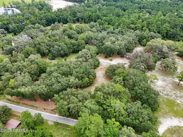 Palatka, FL 32177,202 BOSTWICK CEMETERY RD