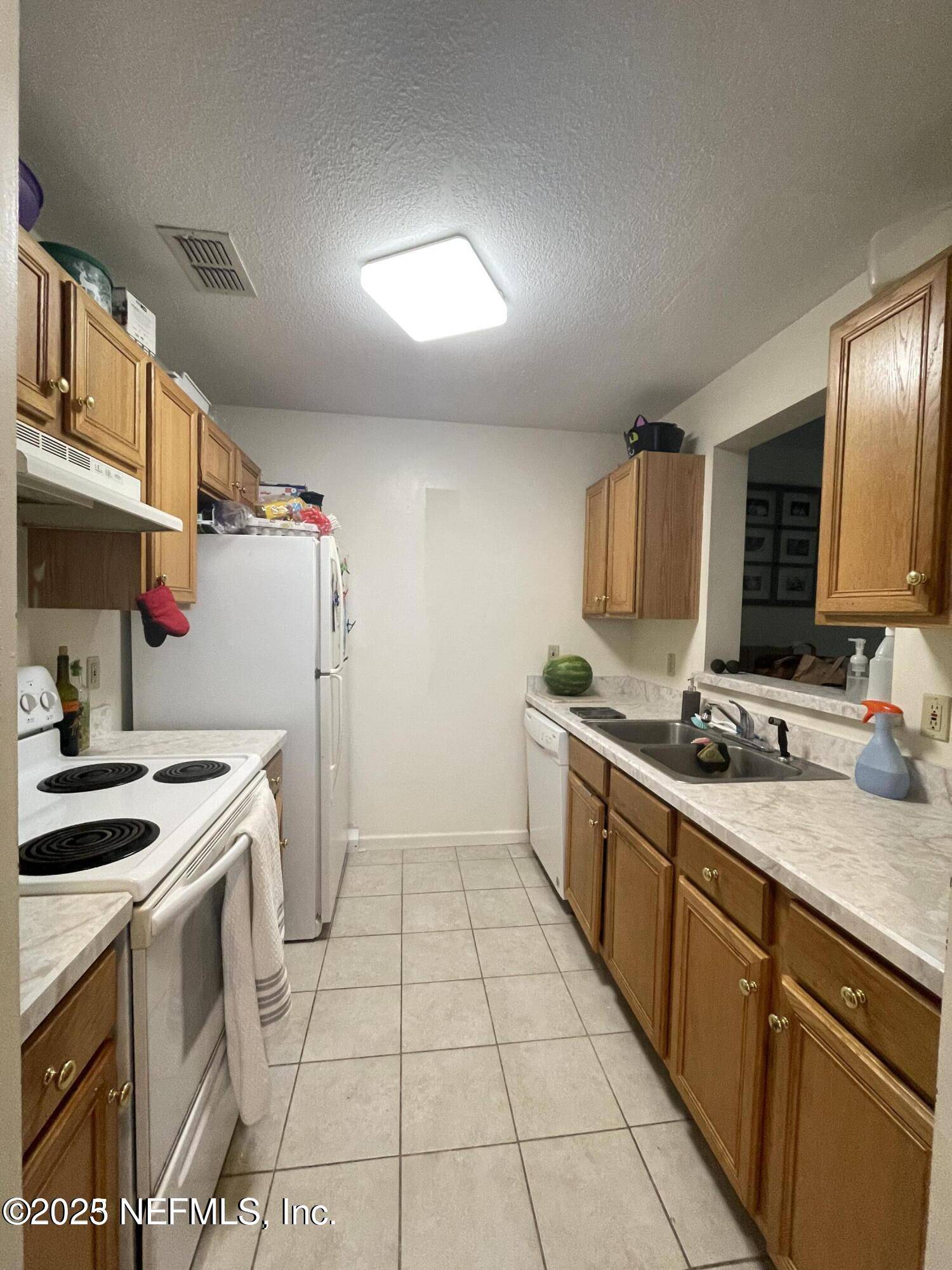 Neptune Beach, FL 32266,2211 ROSEWOOD DR