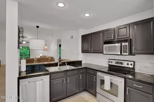 Jacksonville, FL 32256,10200 BELLE RIVE BLVD #4503