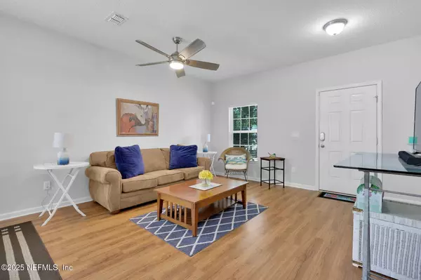 Green Cove Springs, FL 32043,724 N PINE AVE