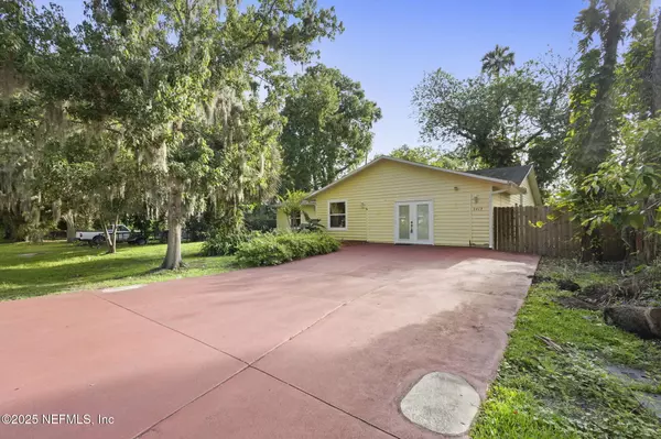 Edgewater, FL 32141,2419 LIME TREE DR