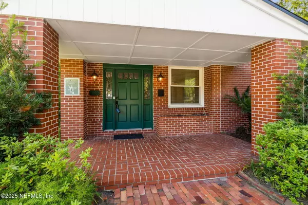 Jacksonville, FL 32207,2739 SOUTHWOOD LN