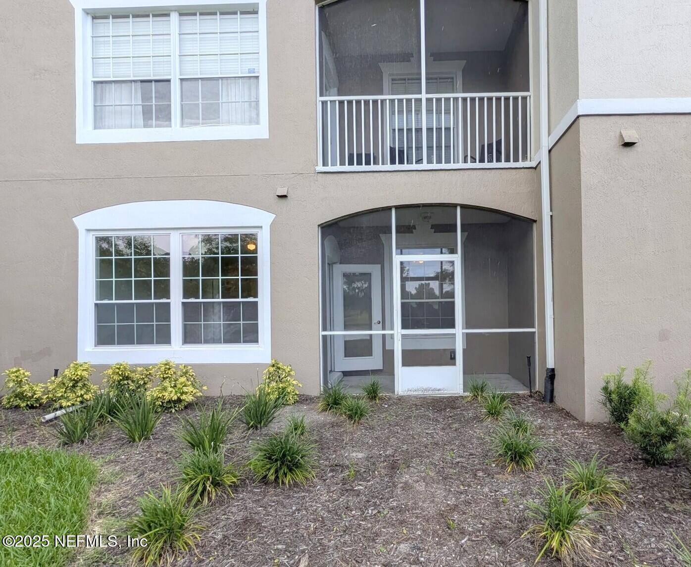 Jacksonville, FL 32256,10550 BAYMEADOWS RD ##417