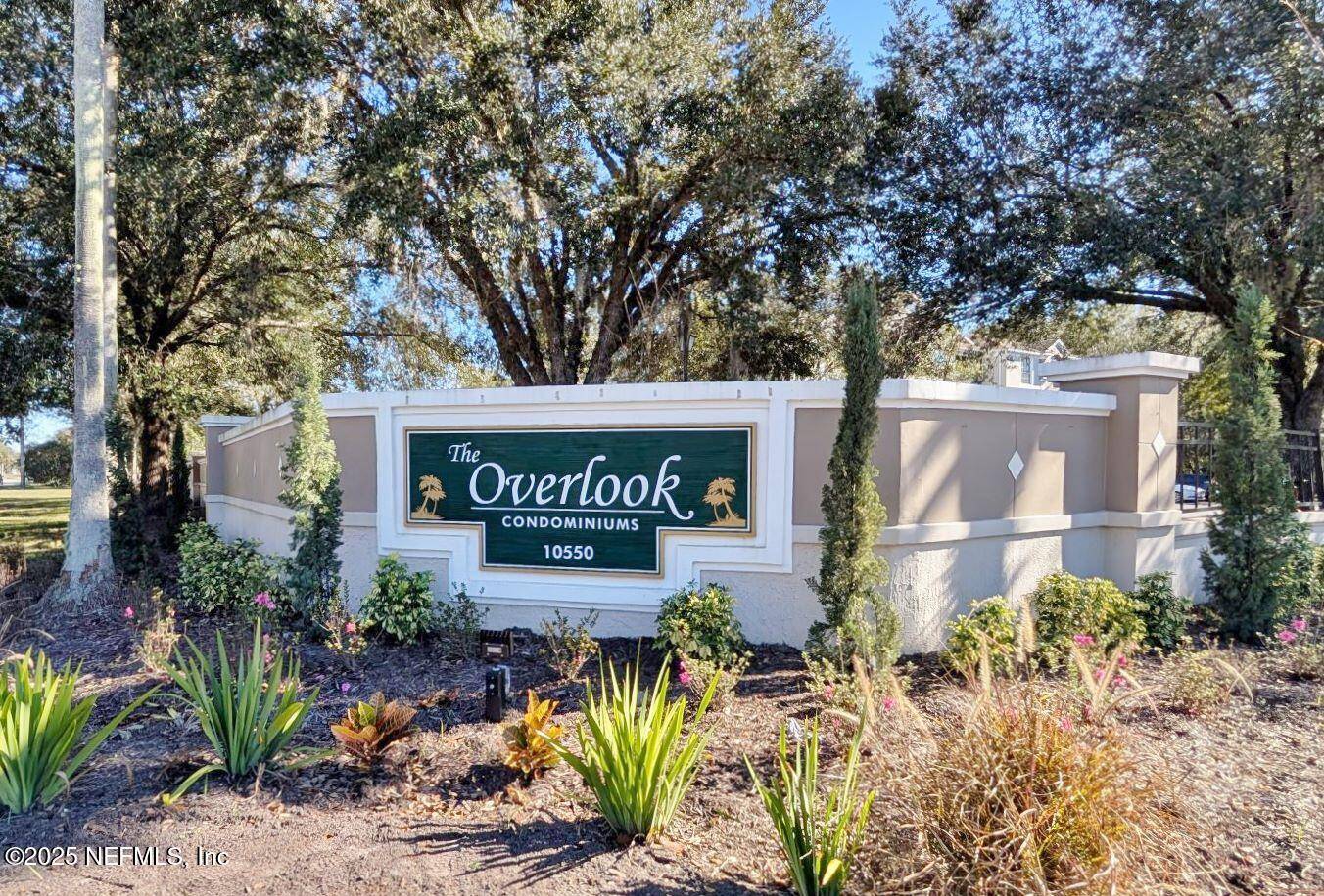 Jacksonville, FL 32256,10550 BAYMEADOWS RD ##417