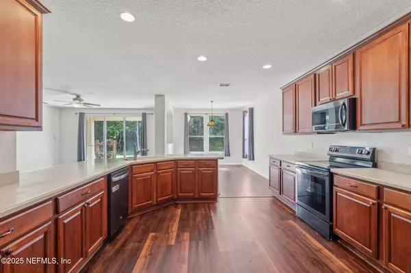 Orange Park, FL 32065,631 WAKEVIEW DR