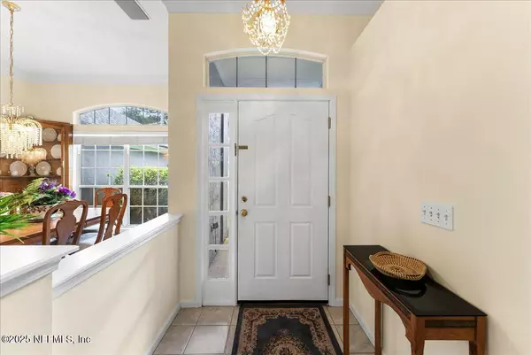 Jacksonville, FL 32224,4335 RICHMOND PARK DR E