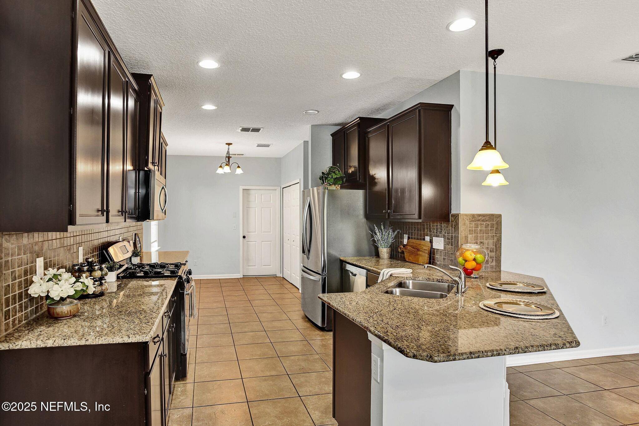 St. Johns, FL 32259,157 HERON LANDING RD