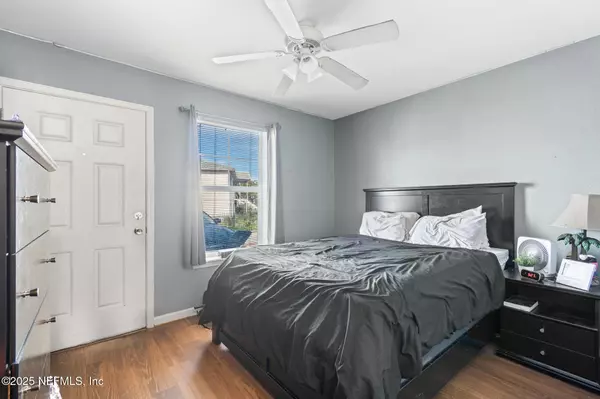 Atlantic Beach, FL 32233,113 OCEANGATE DR