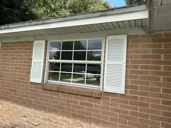 Jacksonville, FL 32244,5803 ROVER DR