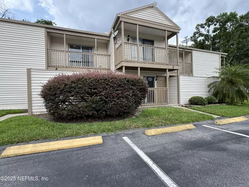 2300 TWELVE OAKS DR #A-4, Orange Park, FL 32065