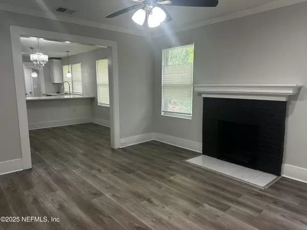 Jacksonville, FL 32206,1219 E 10TH ST