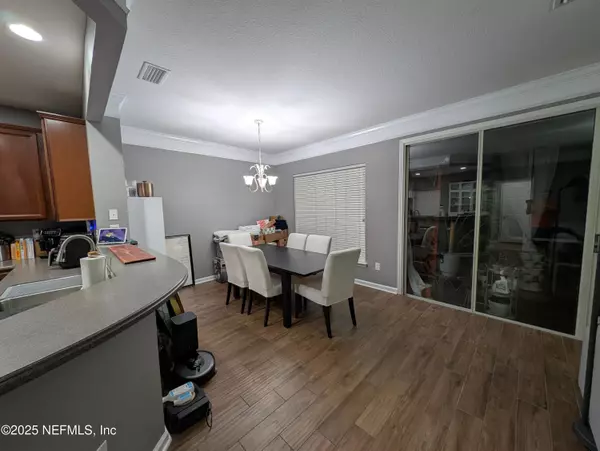 Jacksonville, FL 32256,11191 CASTLEMAIN CIR E