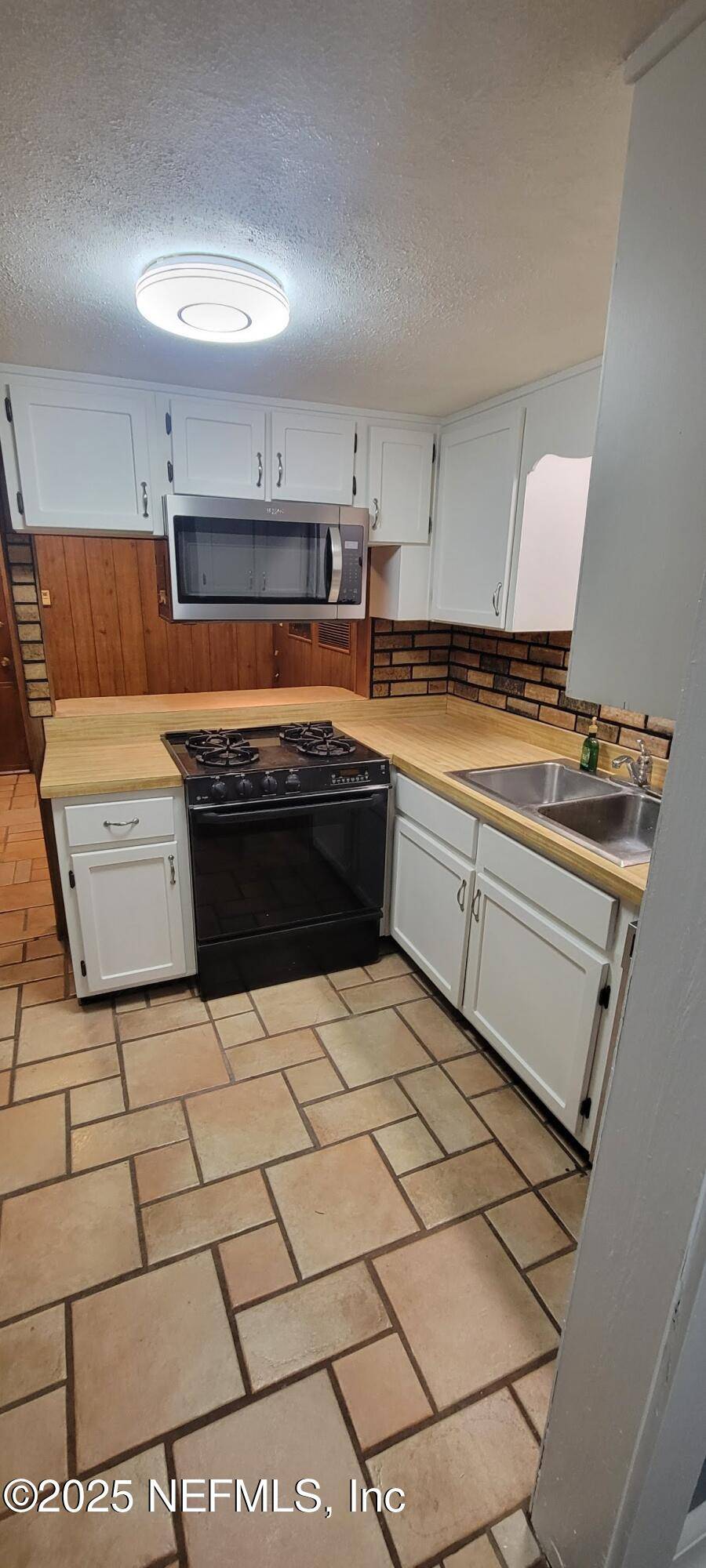 Jacksonville, FL 32209,1243 W 29TH ST