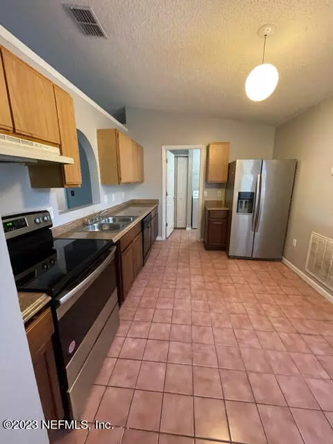 Jacksonville, FL 32246,10538 LANTANA LAKES DR N